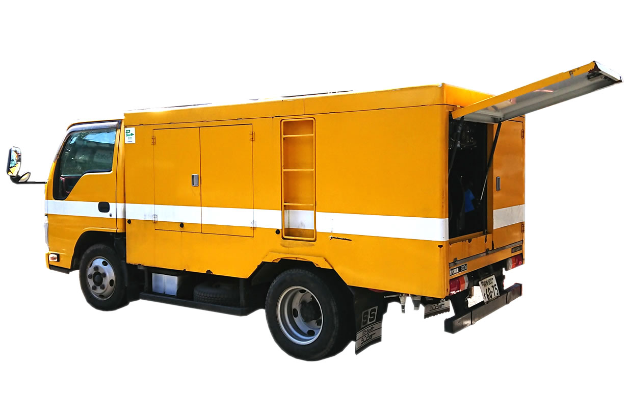 ダイヤ清掃車 アクアサービス 特殊車両 | 高圧洗浄車 強力吸引車 パワフルマスター